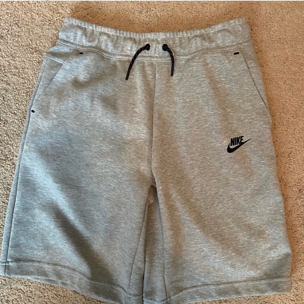 Nike Tech mens shorts